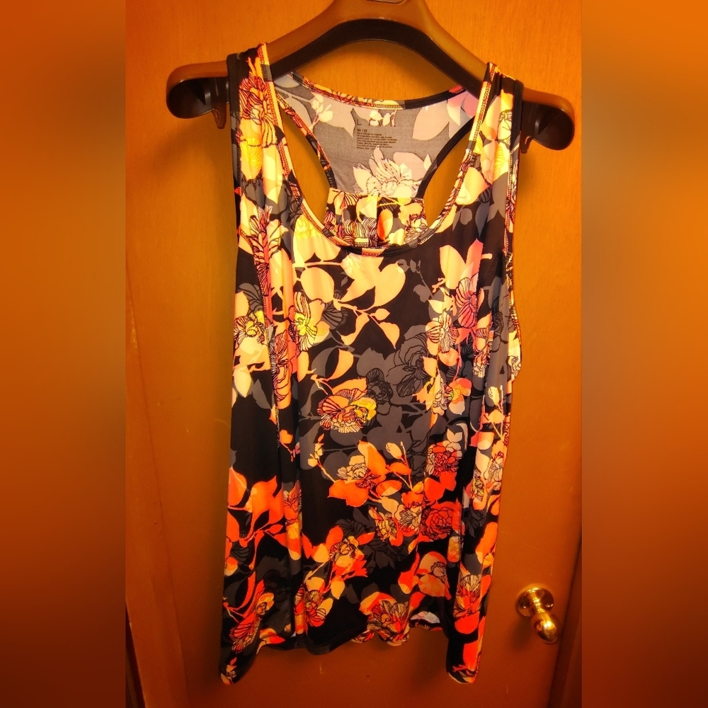 LIVI Active Tank Women's Plus Size 30/32